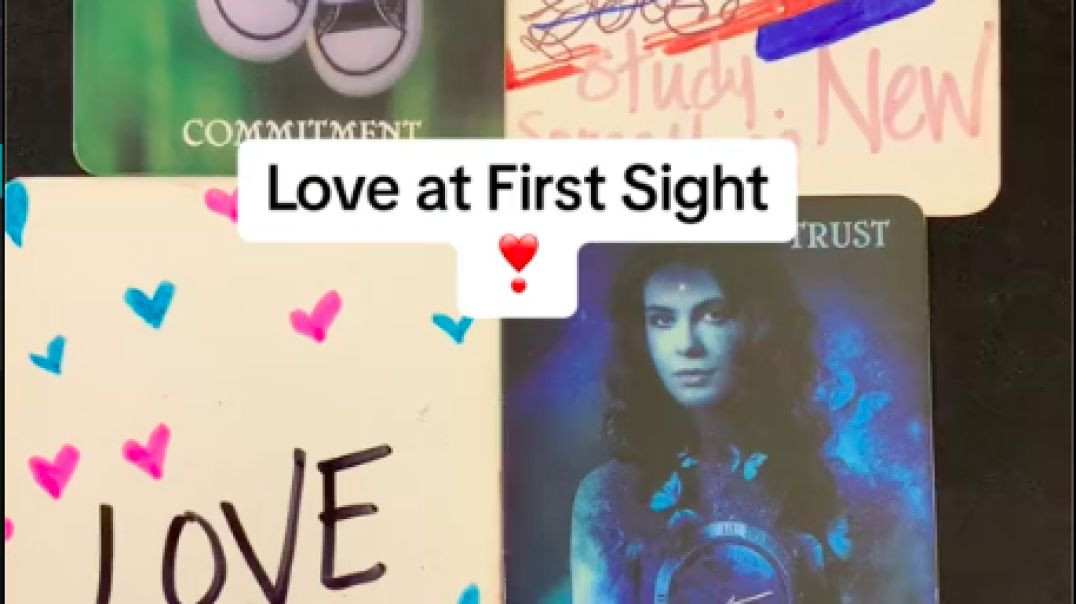 Love At First Sight ⁣: A Comprehensive Tarot Card Reading Guide