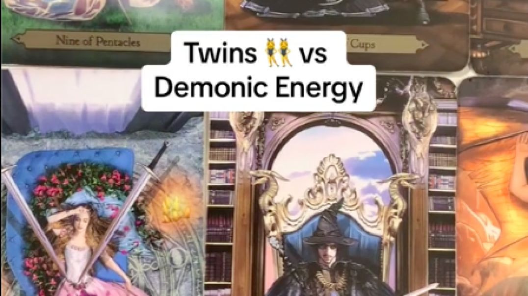 ⁣Twins againnst Demonic Energy⁣⁣:  A Collective Card Reading