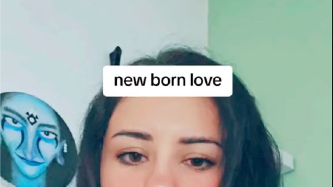 ⁣New Born Love⁣⁣:  A Collective Card Reading